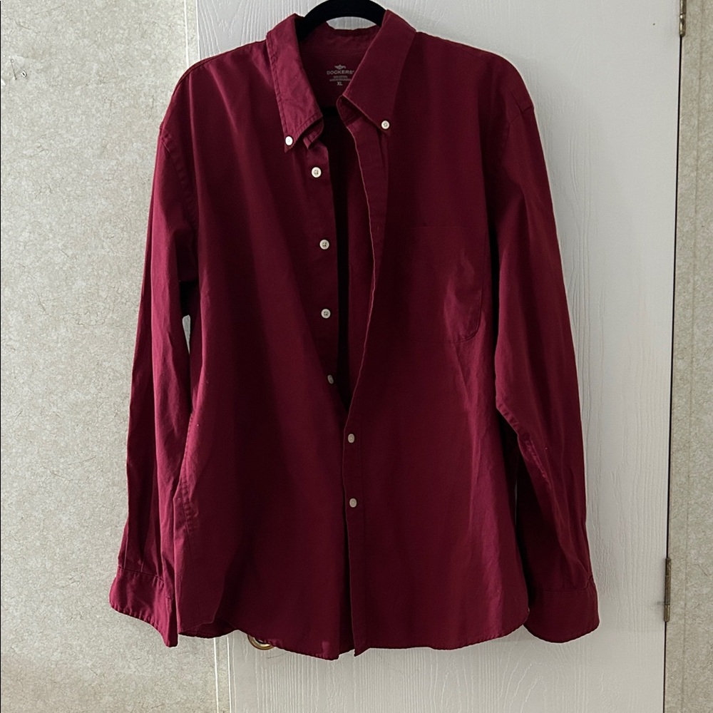 Dockers Burgundy Button-Up Shirt, Size XL